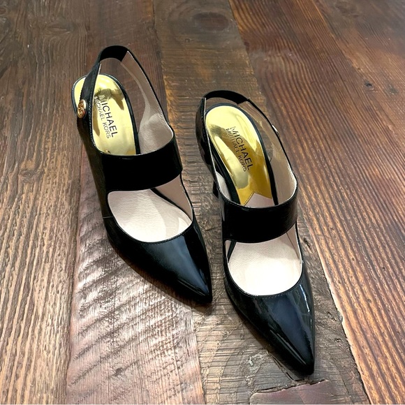 MICHAEL KORS Black Patent Leather Heels. Like New - Picture 3 of 10